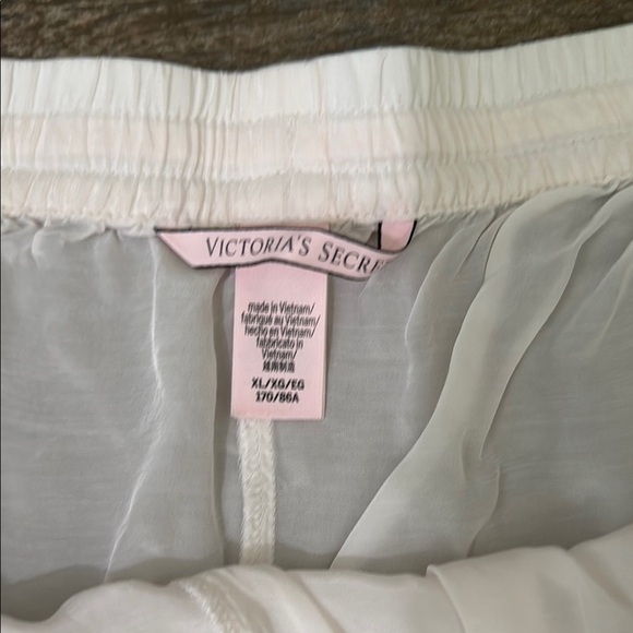 Cream Lace Trim Pajama Shorts with Drawstring - Picture 4 of 7